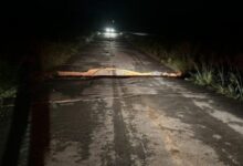 Photo of Rodovia que liga o Vale do Piancó ao Ceará se rompe após chuva