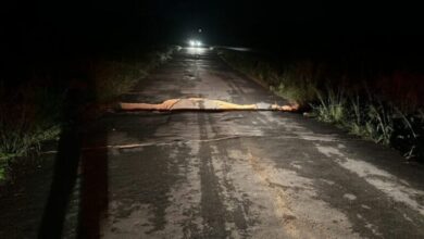 Photo of Rodovia que liga o Vale do Piancó ao Ceará se rompe após chuva