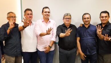 Photo of Prefeito de Triunfo deixa União Brasil e se filia ao PSB para disputar reeleição