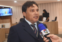 Photo of Vereador e vice-presidente da Câmara Hélio do Bar anuncia rompimento político com o prefeito Azif