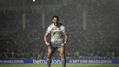 Photo of Hulk decide e Atlético-MG bate o Cruzeiro no Mineirão