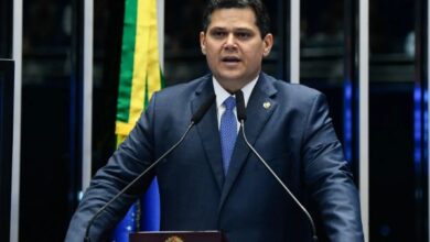 Photo of Davi Alcolumbre volta à presidência do Senado após quatro anos