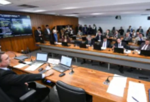 Photo of Comissão do Senado aprova porte de arma para advogados