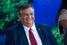 Photo of Ministro do STF manda cortar verba para universidades