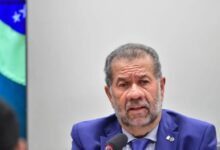 Photo of Após saída de Lupi, bancada do PDT na Câmara deixa base aliada do governo Lula