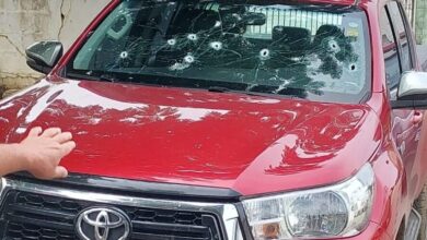 Photo of Bandidos atacam carro de juíza de Boqueirão com quase dez tiros e são baleados por marido da magistrada; um criminoso morreu