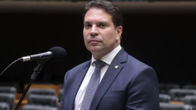 Photo of Câmara comunica STF sobre suspensão de ação contra Ramagem