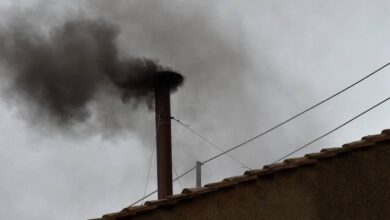 Photo of FUMAÇA PRETA: 1ª votação do Conclave termina sem eleger novo papa