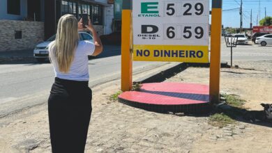 Photo of Procon realiza fiscalização em postos de combustíveis em Itaporanga