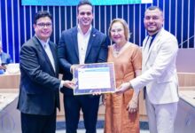 Photo of Vice-governador Lucas Ribeiro recebe título de cidadão guarabirense e participa da abertura do São João de Santa Rita