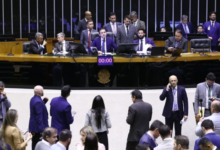 Photo of CCJ da Câmara aprova projeto que proíbe divulgação de imagens de vítimas de crimes e acidentes