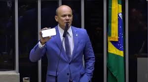 Photo of Anunciado pré-candidato ao Senado, Cabo Gilberto diz que não terá candidato para a Câmara: “Não tenho bases, meu voto é conceitual”