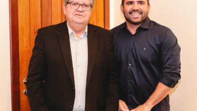 Photo of Prefeito de Itaporanga Azif Lemos conquista várias obras durante encontro com o governador João