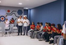 Photo of Vice-governador Lucas Ribeiro dialoga com estudantes que vivenciaram intercâmbio na China pelo Conexão Mundo e celebra novo edital do programa