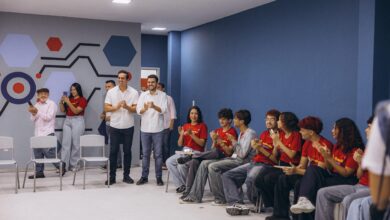 Photo of Vice-governador Lucas Ribeiro dialoga com estudantes que vivenciaram intercâmbio na China pelo Conexão Mundo e celebra novo edital do programa