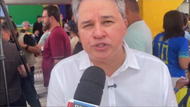 Photo of Após aliança com PL, Efraim diz que ‘cargos estão à disposição de Lula’