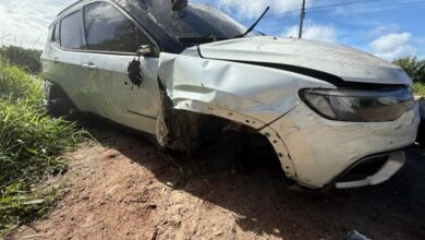 Photo of Jornalista Clilson Júnior e esposa sofrem acidente de carro em Areia