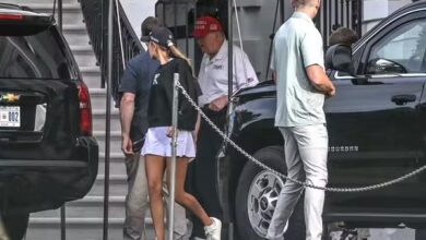 Photo of Trump joga golfe nos EUA após ser alvo de fake news sobre morte