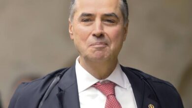 Photo of Ministro Barroso cogita deixar o STF em meio à escalada da crise dos EUA com o Brasil