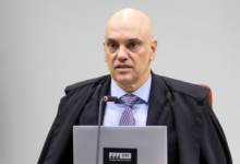 Photo of Moraes descarta revogar prisão domiciliar de Bolsonaro e mantém posição firme no STF