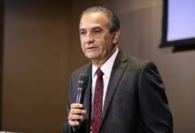 Photo of PF faz buscas e apreensões contra Silas Malafaia e impõe proibição de deixar o país