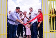 Photo of Lucas Ribeiro inaugura creche e escola no Vale do Piancó e reforça parcerias pela educação