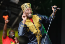 Photo of Morre o cantor Jimmy Cliff, ícone mundial do reggae, aos 81 anos