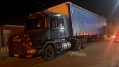 Photo of Dupla é presa por desviar carga de R$ 230 mil em cervejas no Sertão da Paraíba