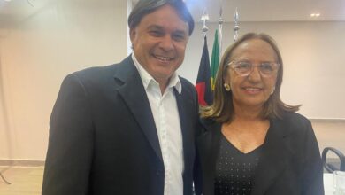 Photo of Vereador Hélio do Bar tira licença e terceira suplente assume vaga na Câmara em Itaporanga