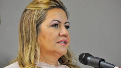 Photo of Eliane Galdino anuncia reajuste de 13% para professores de Pocinhos