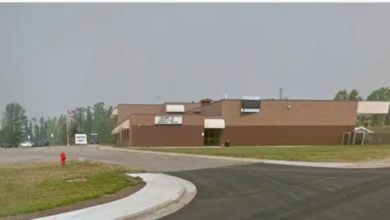 Photo of Nove pessoas morrem e 25 ficam feridas durante ataque a tiros em escola e residência no Canadá