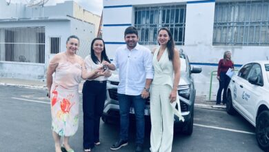 Photo of Prefeito Azif entrega dois veículos novos e cria programa de alimentação para famílias carentes de Itaporanga