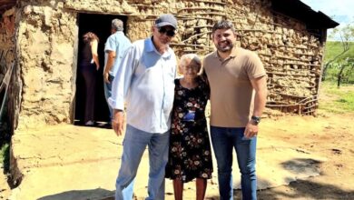 Photo of Ordem de serviço do prefeito Azif autoriza substituição de casas de taipa em comunidades rurais de Itaporanga