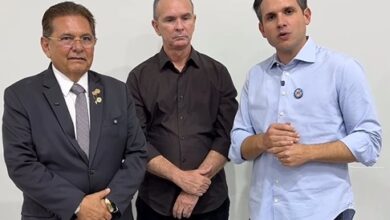 Photo of Ao lado de Motta e Galdino, Nilson Lacerda troca União Brasil por Republicanos e reforça bancada de situação na Assembleia