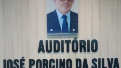 Photo of Família Porcino e o empresário Lucas de Dora agradece ao ex-vereador Marcio Rodão pela propositura de homenagem em reconhecimento à trajetória e legado deixado por Zé Porcino na câmara de Itaporanga
