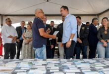 Photo of Governador Lucas Ribeiro reforça política de segurança com devolução de 500 celulares pela Operação Recupera