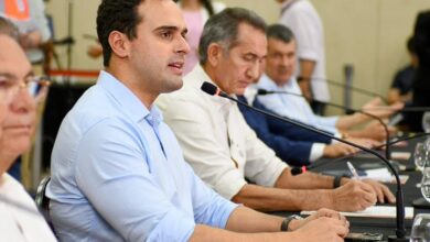 Photo of Governador Lucas Ribeiro e ministro Waldez Góes sobrevoam área afetada pelas chuvas e alinham ações com prefeitos