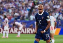 Photo of França vence o Marrocos por 2 a 0 e é a primeira semifinalista da Copa do Mundo 2026