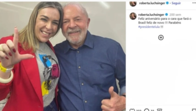 Photo of Lula disse que lobista nunca esteve ao lado dele, mas Roberta postou fotos com presidente