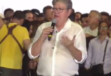 Photo of João ironiza Cícero: “Antes falava de mudança, agora diz que vai melhorar”
