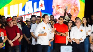 Photo of Lucas reúne mais de 100 prefeitos e lideranças políticas em Campina Grande pela reeleição de Lula